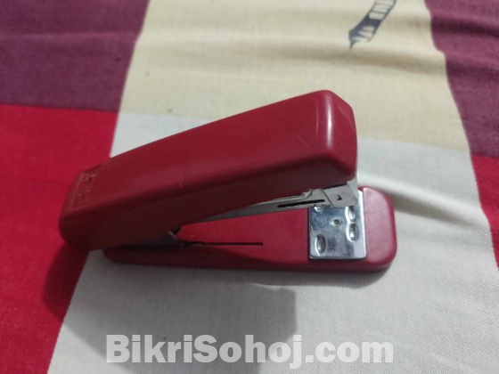 kangaroo stapler